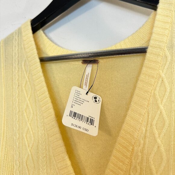 FREE PEOPLE Beatrice Cashmere Vest in Pastel Yellow Size Small NWT - Picture 4 of 9